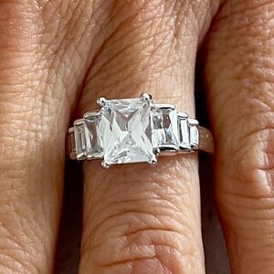 Dazzling Solid 925 Sterling Silver Women's Ring with Crystal Accents